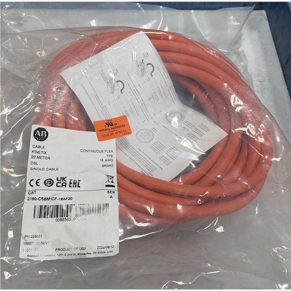 Allen Bradley #2090-CSBM1FE-18AF20 Single Cable 20 Meter