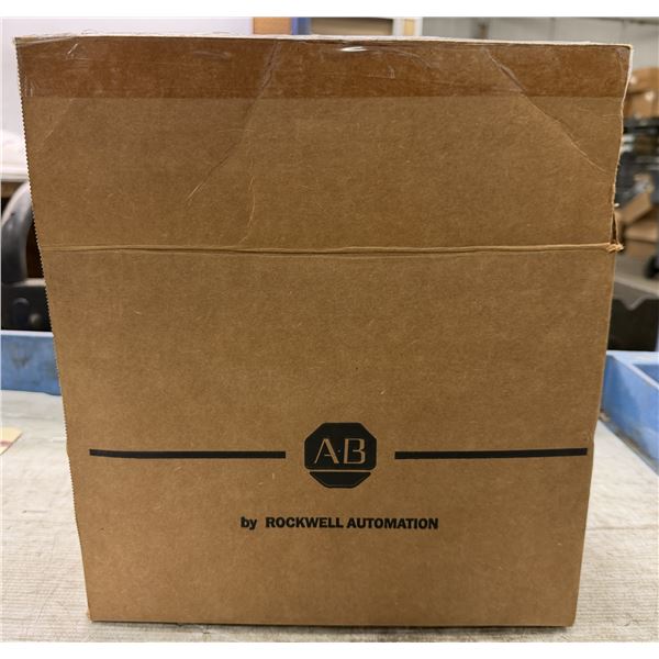 Allen Bradley #VPL-B0752E-WK14AA Servo Motor