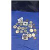 Image 1 : Approx 20 vintage collector coins