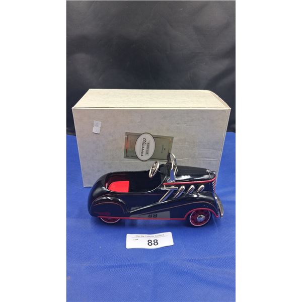 Vintage die cast Kiddie Car pedal car model with box, car is 8"