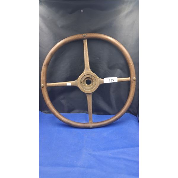 Antique car steering wheel 19" dia