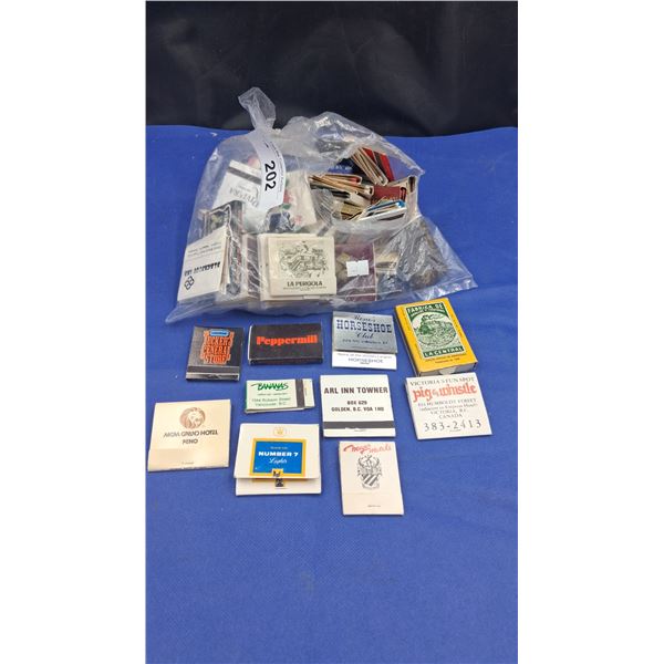 Collection of approx 50 vinbtage matchbooks