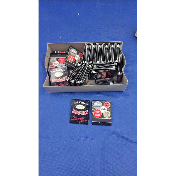 Approx 20 Nugget Casino matchbooks