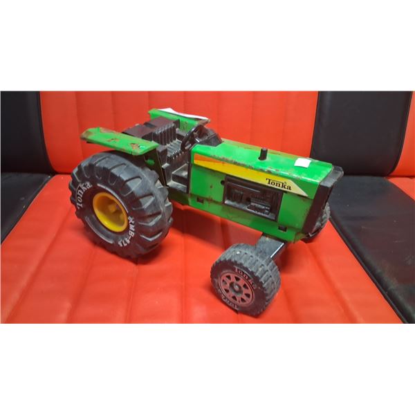 Vintage Tonka metal tractor