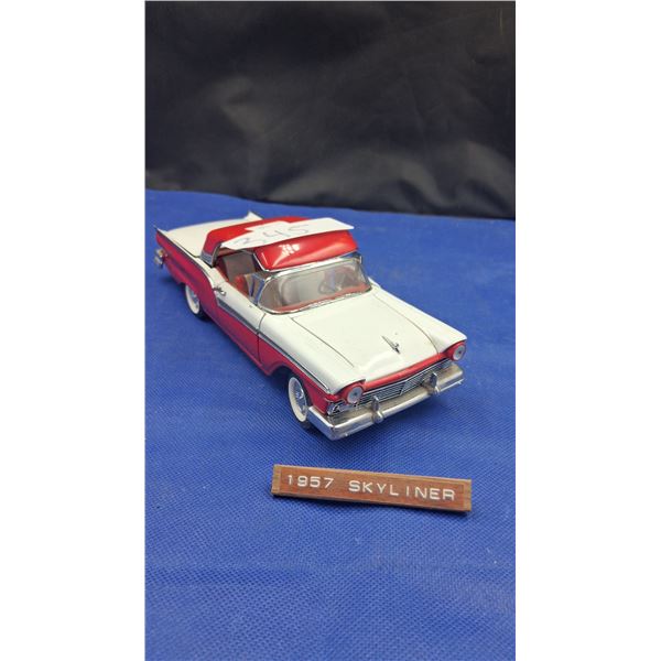 Franklin Mint 1:24 scale 1957 Skyliner