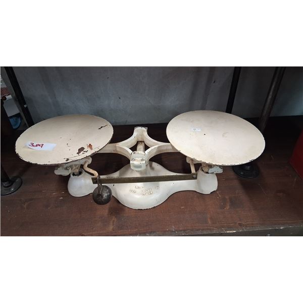 Nice vintage Detecto scale 23" wide