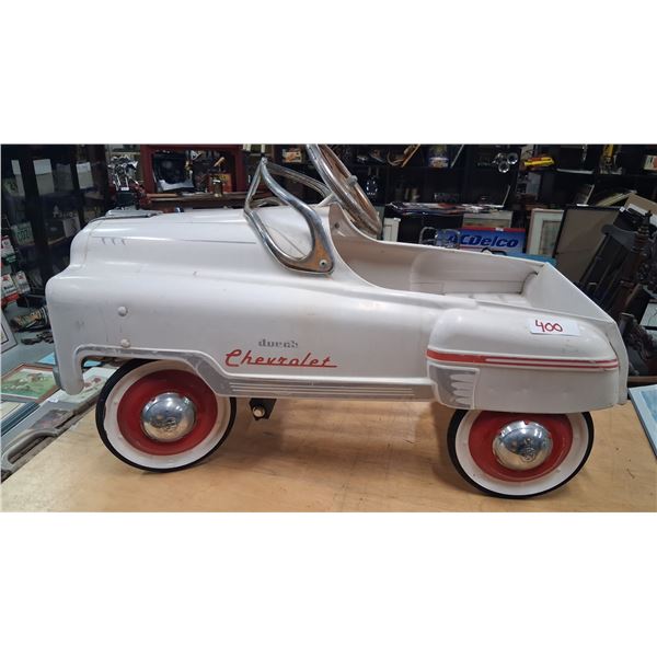 Vintage Dueck Chevrolet dealer promo pedal car 34" long