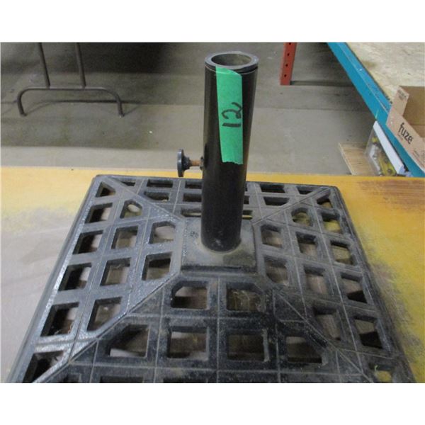 ESTATE:  UMBRELLA STAND