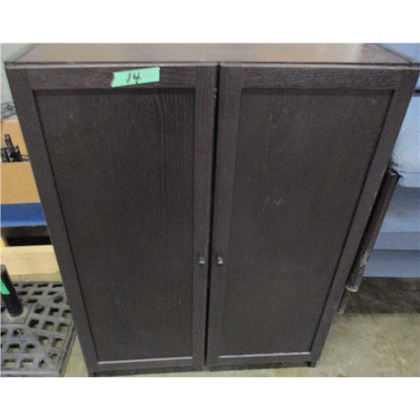 2 DOOR/3 SHELF CABINET (APPROX. 32" W X 42" H X 12" L)