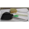 Image 1 : ANTIQUE 3 PIECE DRESSER MIRROR SET