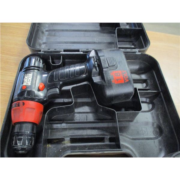 BLACK & DECKER 18 VOLT DRILL (POWER IN BATTERY; NO CHARGER)