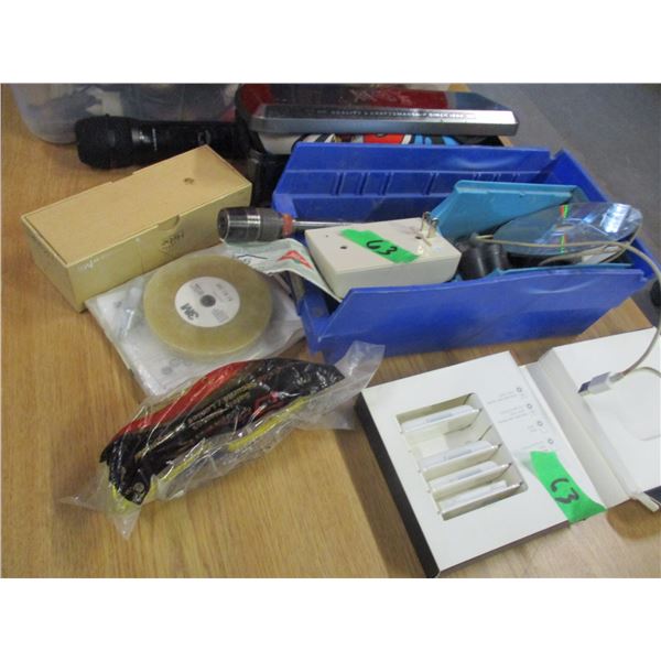 CLEAR TOTE RED LID C/W HOOKS, MICROPHONE, ETC