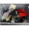 Image 3 : TOTE C/W ASSORTED BALL HATS