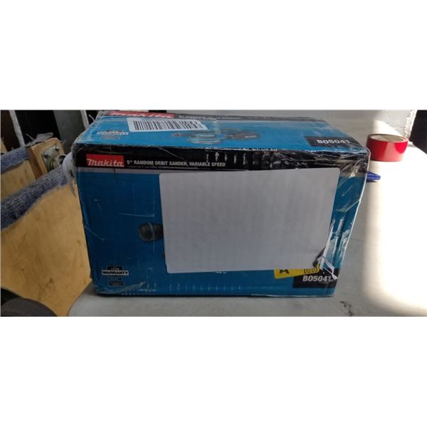 MAKITA 5" RANDOM ORBIT SANDER, VARIABLE SPEED