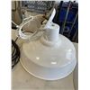 Image 3 : 3 WHITE METAL VINTAGE LIGHT FIXTURES
