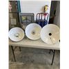 Image 5 : 3 WHITE METAL VINTAGE LIGHT FIXTURES