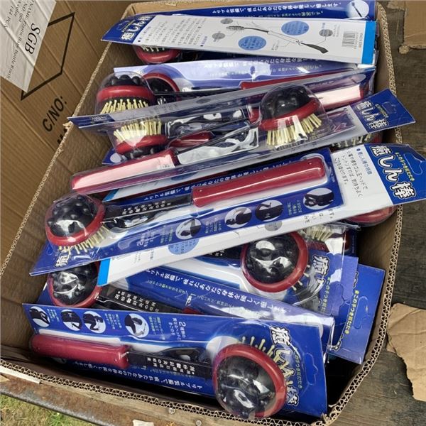 BOX OF NEW HANDHELD MASSAGERS 50CT