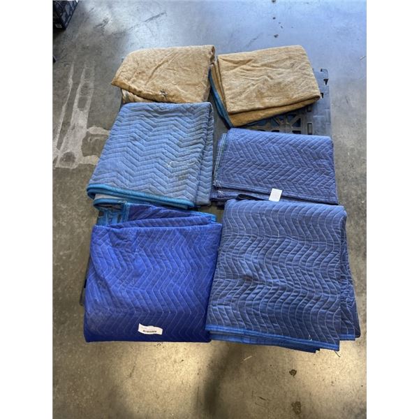 5 HEAVY MOVING BLANKETS