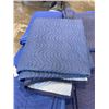 Image 3 : 5 HEAVY MOVING BLANKETS