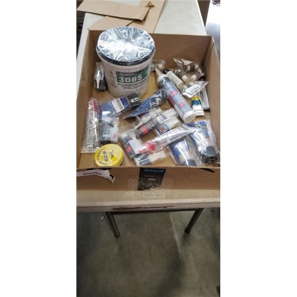 TRAY OF ADHESIVES INCLUDING ROBERTS 3085 MULTIPURPOSE ADHESIVE, DAP FLEXIBLE PATCHING COMPOUND, DAP 