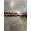 Image 3 : BLACK & DECKER HEDGER. WORKING