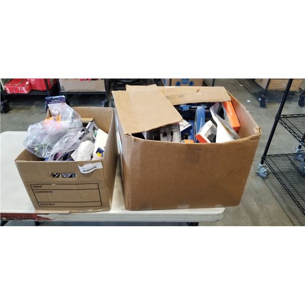 2 BOXES OF ASSORTED NEW AUTOMOTIVE PHONE ACCESSORIES, CABLES AND ADAPTORS ETC