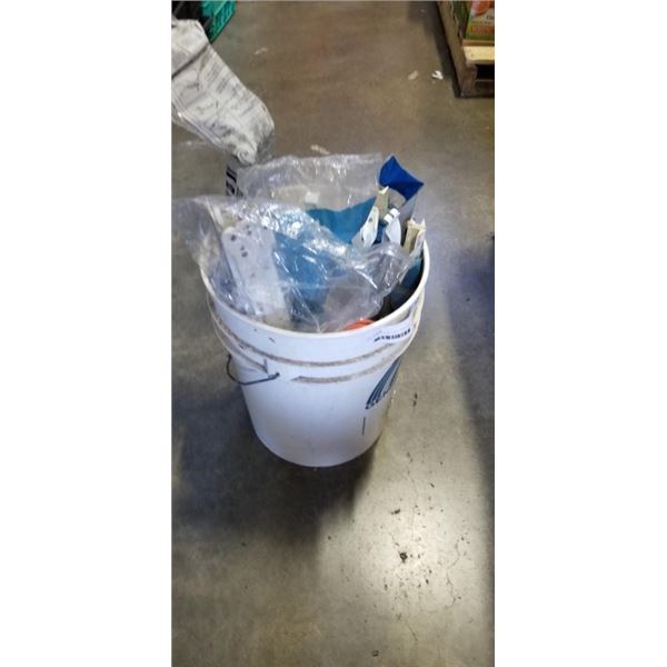 BUCKET WITH WORK LIGHT, SHELVING BRACKETS