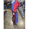 Image 1 : ASSORTED VINTAGE GOLF CLUBS IN YOUTH BAG