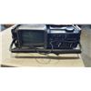 Image 3 : VINTAGE RADIO/TV AND BOX HEATER