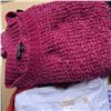 Image 2 : LOT OF WOMEN'S CLOTHING WITH TAGS SIZE XXL AND 4 OVERCOATS