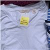 Image 4 : LOT OF WOMEN'S CLOTHING WITH TAGS SIZE XXL AND 4 OVERCOATS