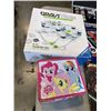 Image 3 : ASSORTED KIDS GAMES, TOYS, LUNCH KITS ETC, PARTIAL POKER SET