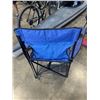 Image 3 : 3 FOLDING CAMP CHAIRS