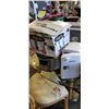 Image 1 : 2 SLOW COOKERS AND MINI FRIDGE