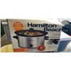 Image 4 : 2 SLOW COOKERS AND MINI FRIDGE