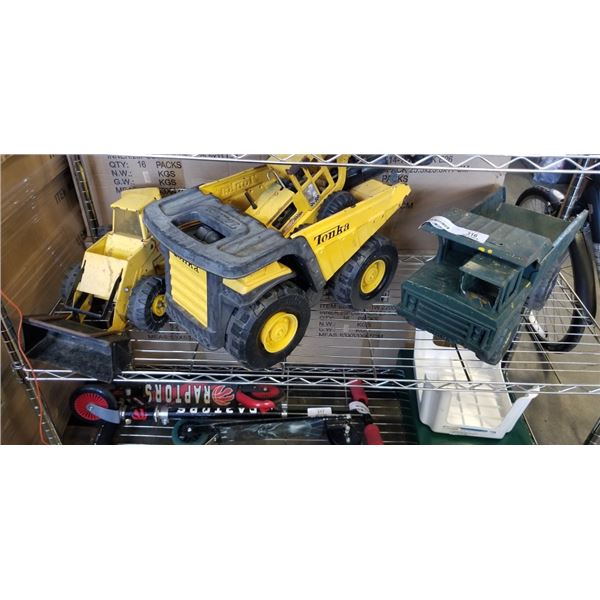 4 METAL TONKA TRUCKS AND TOYS