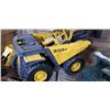 Image 2 : 4 METAL TONKA TRUCKS AND TOYS