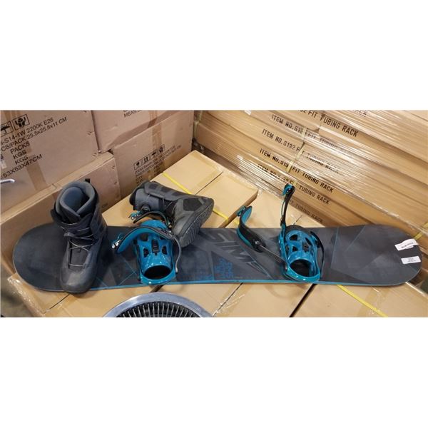 SIMS 58 DESTINY SNOWBOARD WITH BOOTS AND BINDINGS