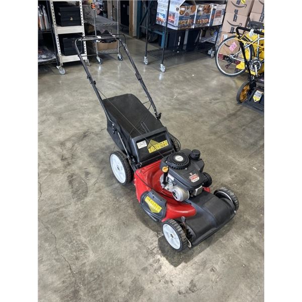 YARD MACHINES 21 INCH GAS LAWNMOWER, 140CC, WORKING