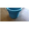 Image 3 : 2 LARGE WATER BUCKETS