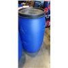 Image 3 : TWO 200 FOOD GRADE BARRELS WITH LIDS