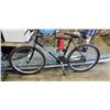 Image 1 : BLACK KUWAHARA  SAVAGE BIKE