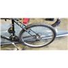 Image 4 : BLACK KUWAHARA  SAVAGE BIKE