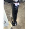 Image 4 : 2 TOWER FANS