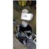 Image 2 : GOLF BAG W/ CLUBS - 9 IRONS, 3 CLUBS
