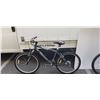 Image 1 : GREY NAKAMURA BIKE