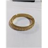 Image 3 : GOLD TONE W/ AUSTRIAN CRYSTAL RHINESTONES HINGED BANGLE