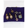 Image 2 : PAIR OF VINTAGE EARRINGS AND 2 PENDANTS