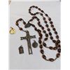 Image 2 : ANTIQUE ROSARY W/ CRUCIFIX CROSS, ITALY AND 3 PENDANTS