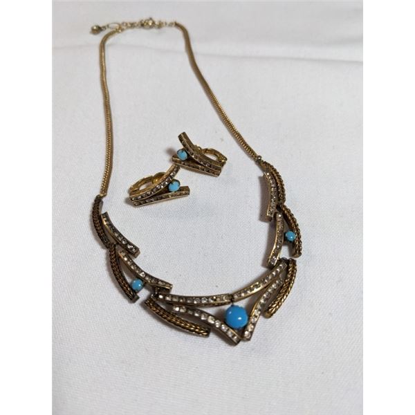 VINTAGE NECKLACE W/ MATCHING PAIR OF EARRINGS SET